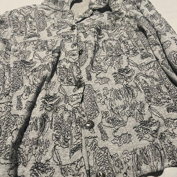 Chicos Gray Patterned Button-Up Jacket size 1 - Picture 7 of 8